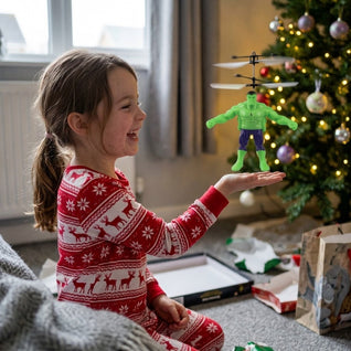 Velora FlyHero Pro™ | Das Geschenk, das im Februar noch fliegt | Spider-Man, Batman, Hulk oder Superman